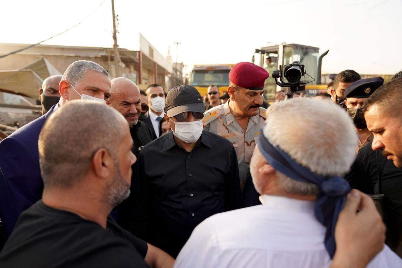 الكاظمي وجهاً لوجه مع قاتل مدير بلدية كربلاء