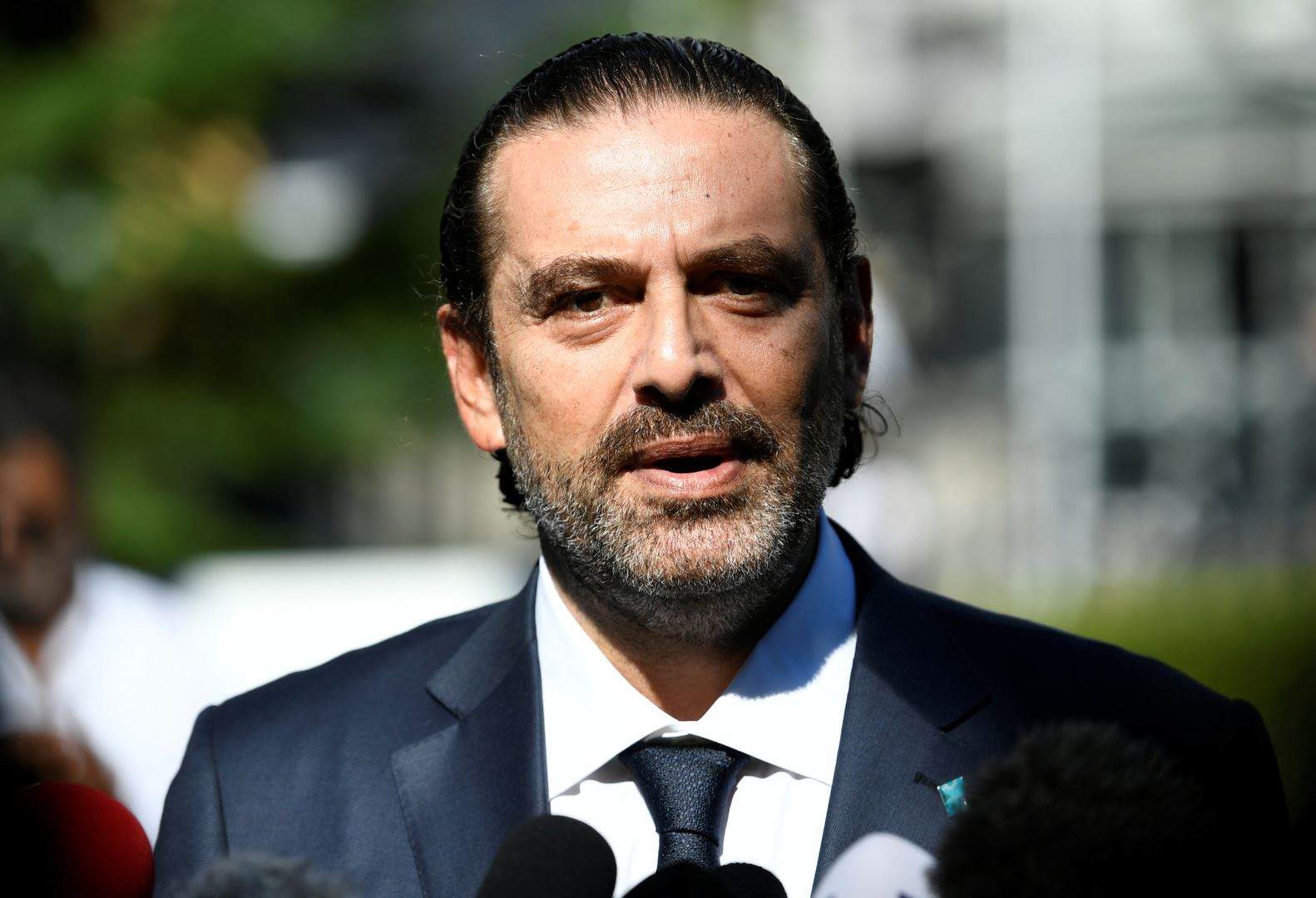 الحريري في أول تعليق على استيراد النفط الإيراني.. "الطريق السريع إلى جهنم!"