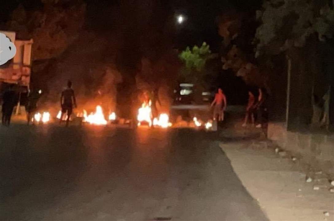 "الوكالة الوطنية": قطع الطريق في البابلية إحتجاجا على تردي الأوضاع المعيشية
