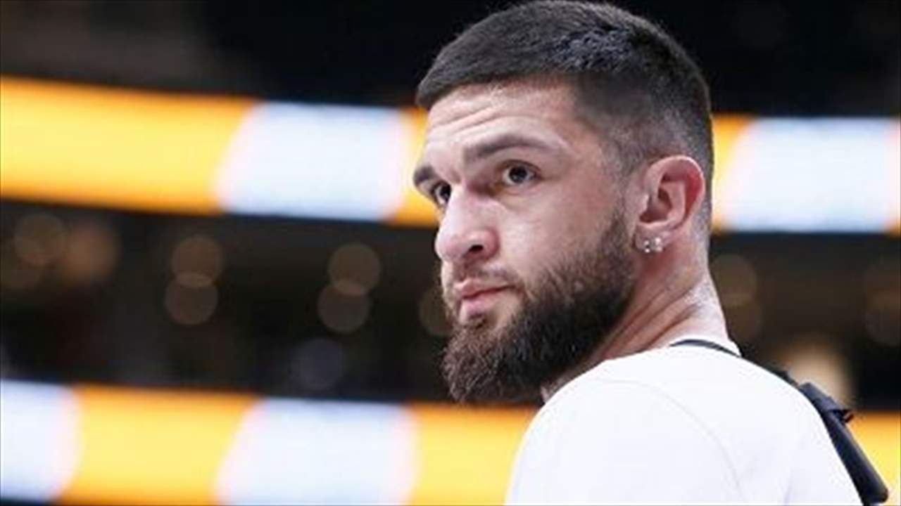 بالفيديو - طلبٌ للزواج على منحدر على الشاطىء