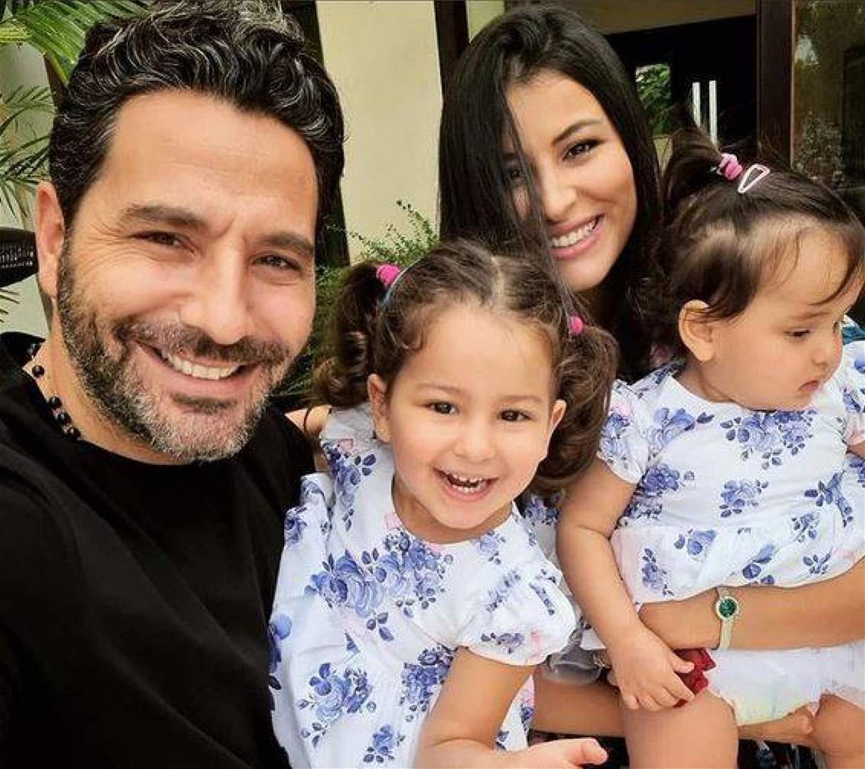 ابنتا وسام بريدي تضعانه في موقف انساني مؤثر