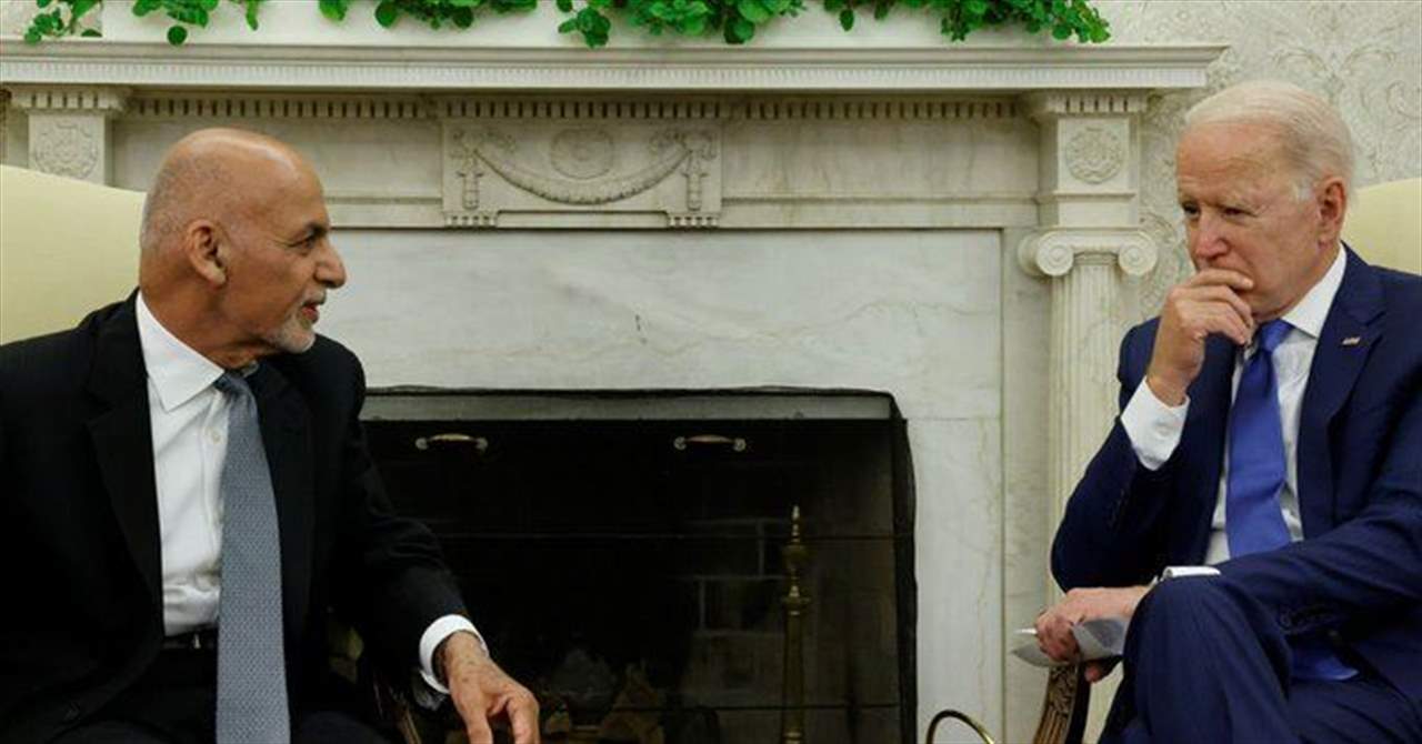"رويترز" تكشف مضمون المكالمة الاخيرة بين بايدن وغني قبل سيطرة طالبان على أفغانستان 
