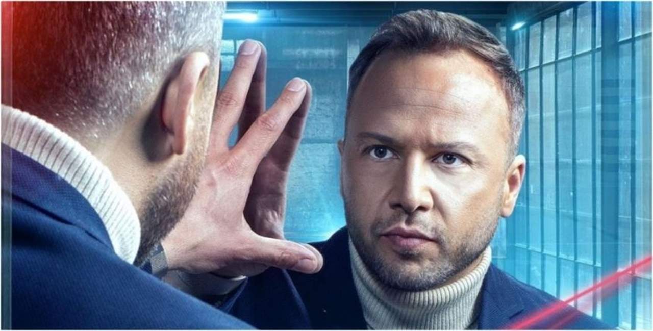 مكسيم خليل ينعي والدته بكلمات مؤثرة : يتيم انا الآن يا أمي