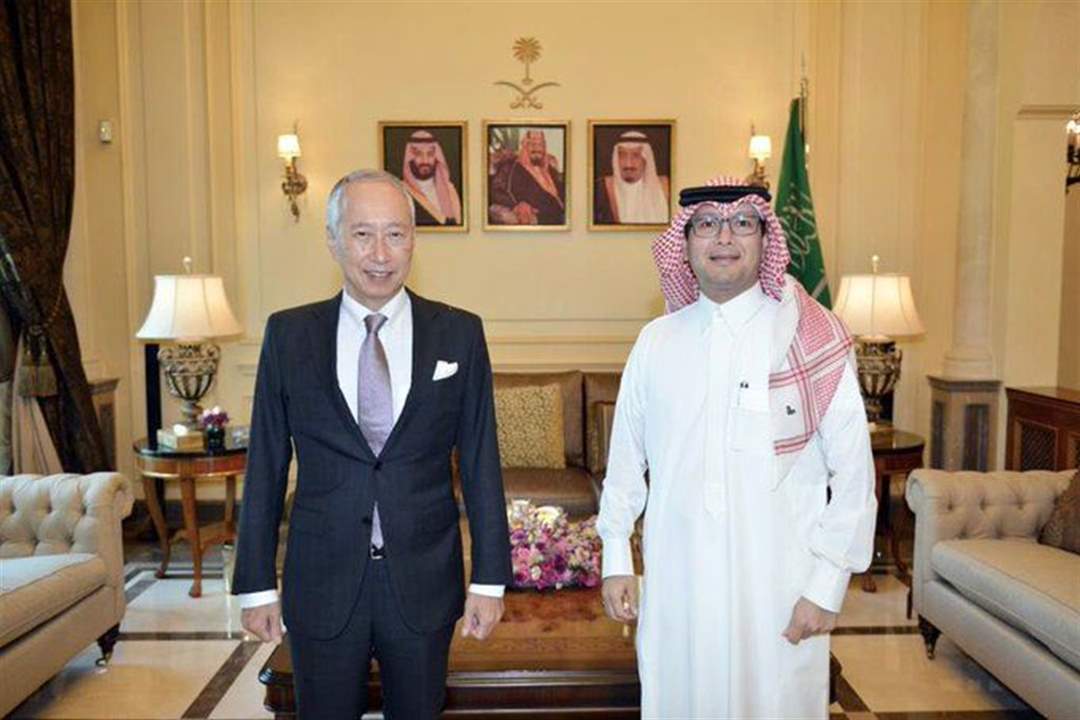 بخاري بحث مع نظيره الياباني المستجدات السياسية الراهنة 