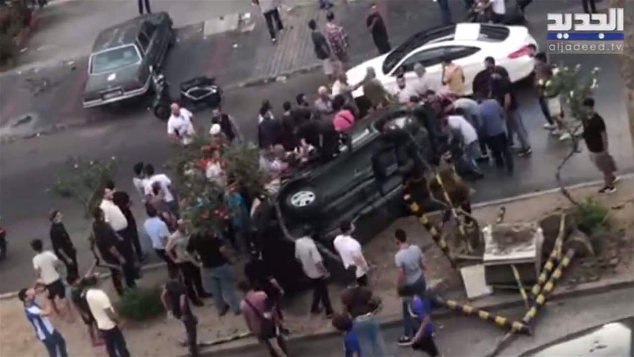 بالفيديو- حادث سير مروّع على الاوتوستراد الشرقي لمدينة صيدا ونجاة السائق بأعجوبة