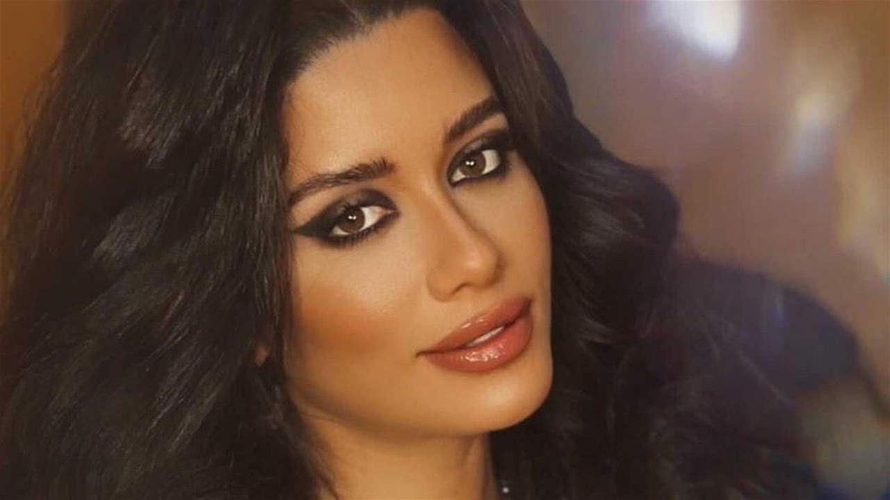 سينتيا خليفة "نادين نسيب نجيم الرقم 1 في لبنان"