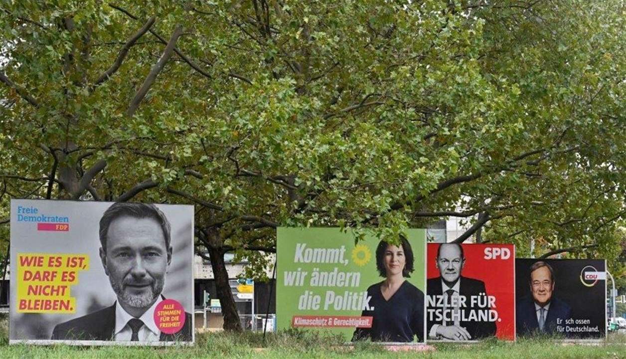 الألمان يصوتون في انتخابات محتدمة لاختيار خليفة ميركل