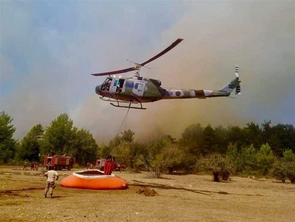 حريق بين مزرعة الشوف وغريفة وطوافات الجيش تتدخل لتطويق النيران
