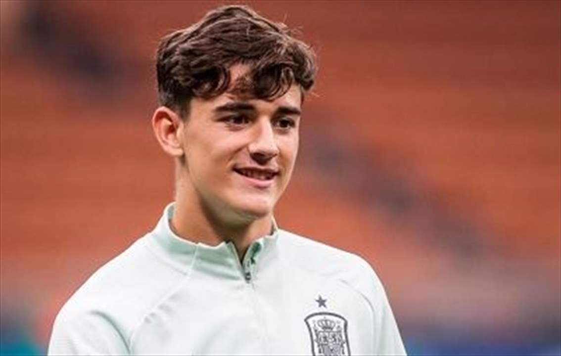 جافي يُدهش القريب والبعيد وإسبانيا تتغنّى بموهبة برشلونة