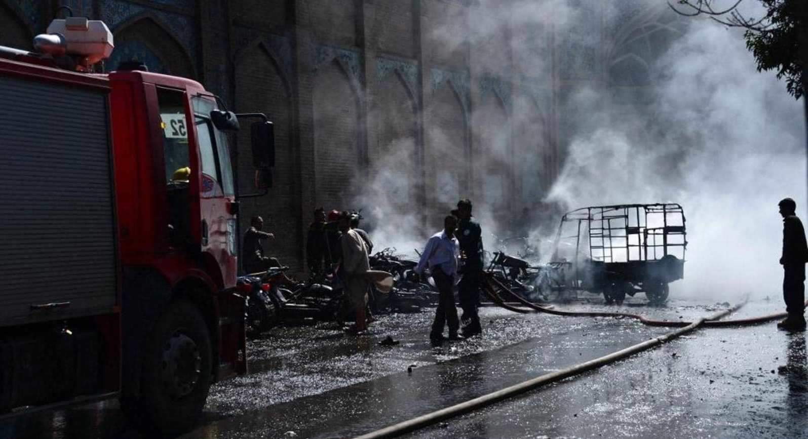 انفجار يستهدف مسجدا في مدينة قندوز في أفغانستان