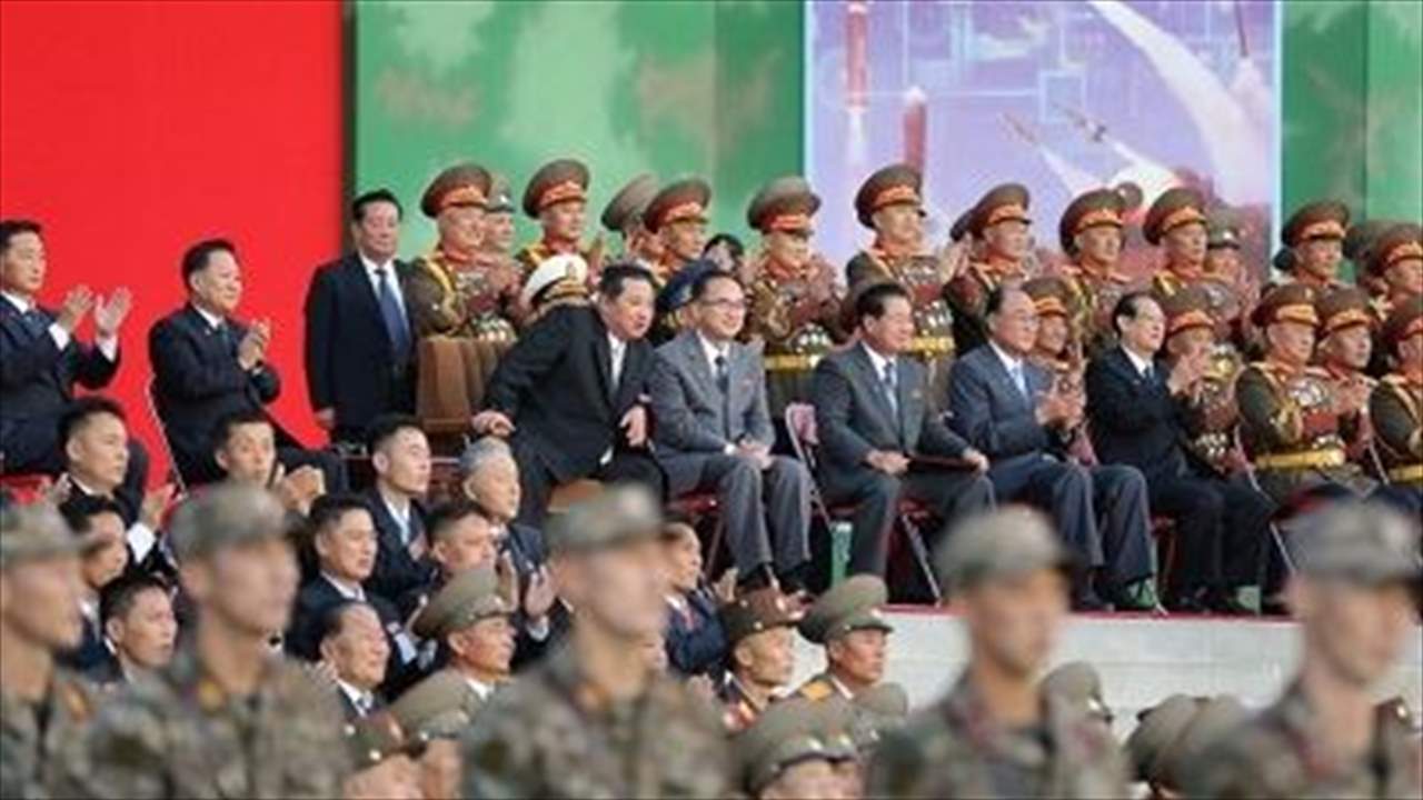 فيديو مذهل للاحتفالات الكورية الشمالية بإستخدام الألعاب القتالية