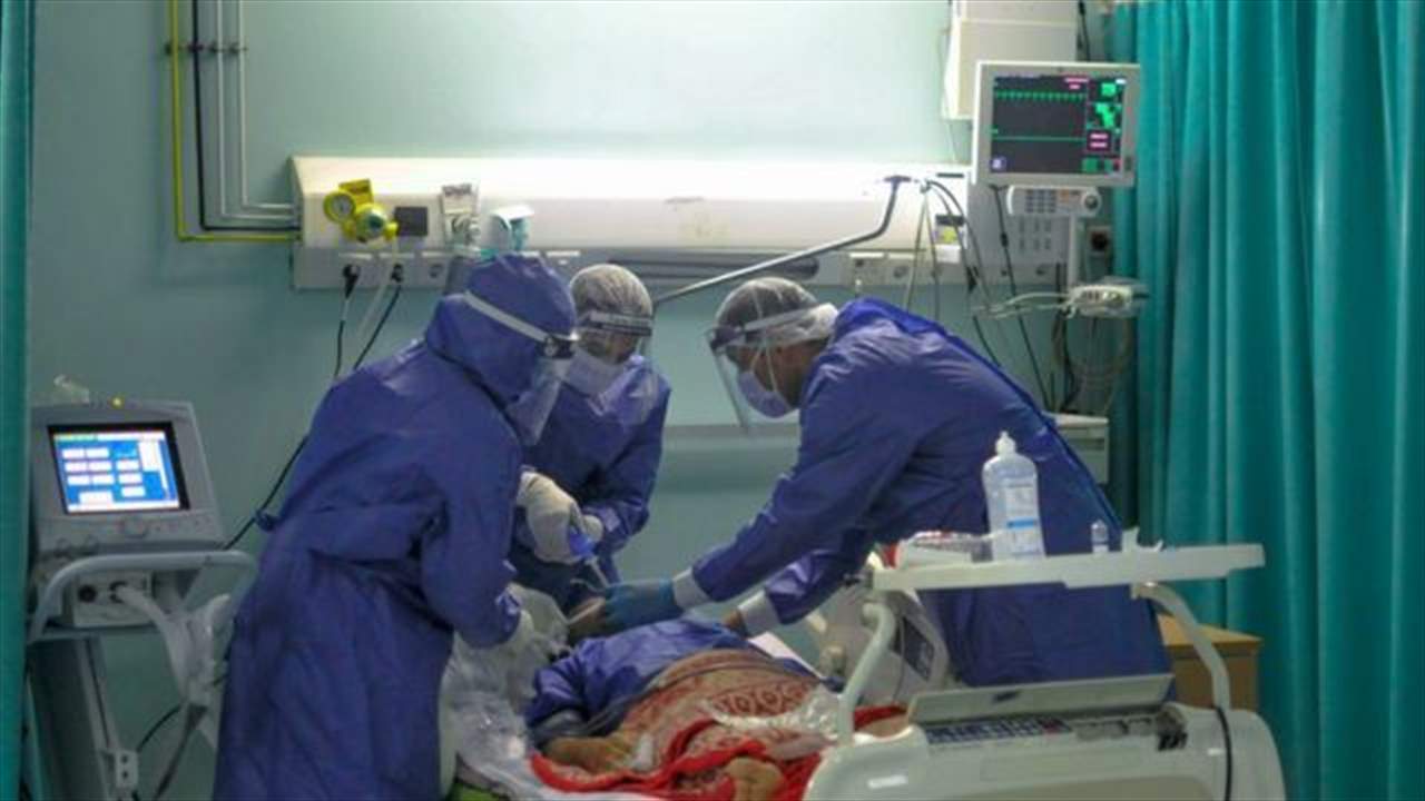 "ابتلعه منذ 6 أشهر"... أطباء مصريون يستخرجون هاتفاً من معدة مريض