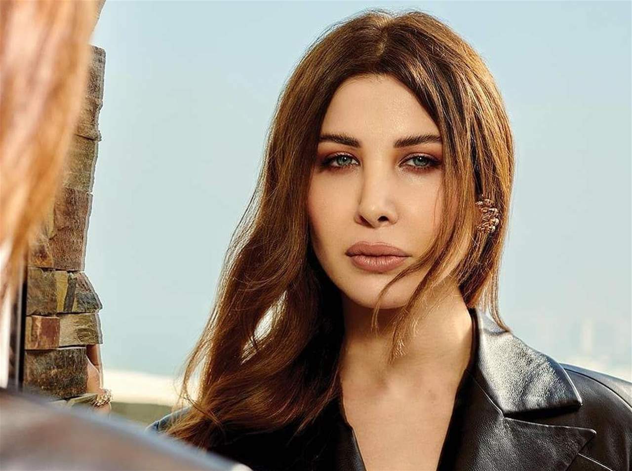 ابنة نانسي عجرم الصغيرة ليا تلفت الأنظار.. بدت نسخة عن والدها في أحدث ظهور لها
