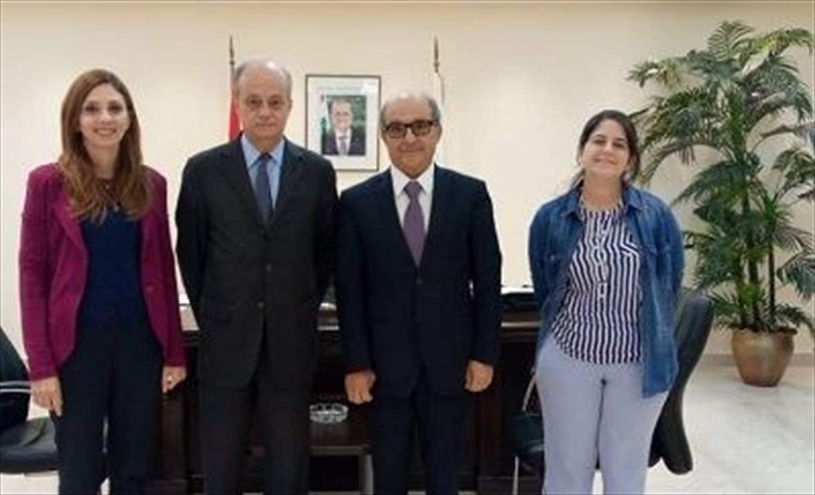 كلاّس استقبل السفير الإسباني وبحثا التعاون في مجاليّ الشباب والرياضة