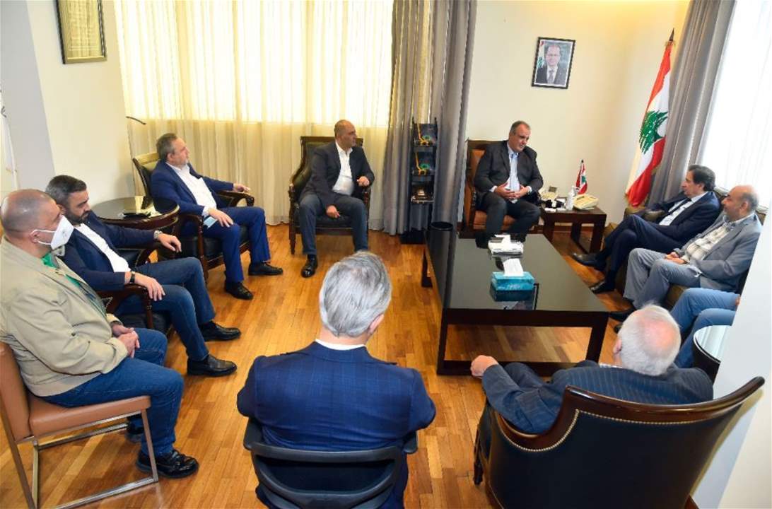   بوشكيان: لن نسمح باستمرار عمل المصانع غير المرخصة