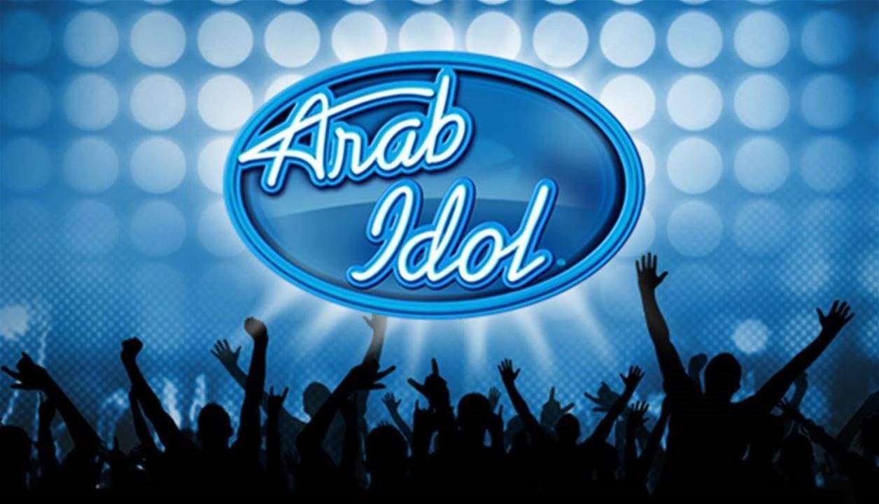 والد نجمة "آراب أيدول" المقعد يسلمها إلى عريسها..مشهد حظي بتفاعل كبير