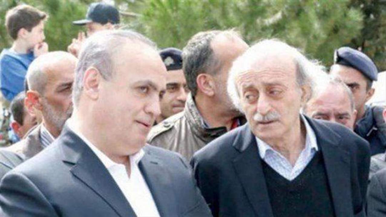 "الاخبار": جنبلاط  يحاول مغازلة وهاب... هل يدعم ترشحه في الانتخابات؟