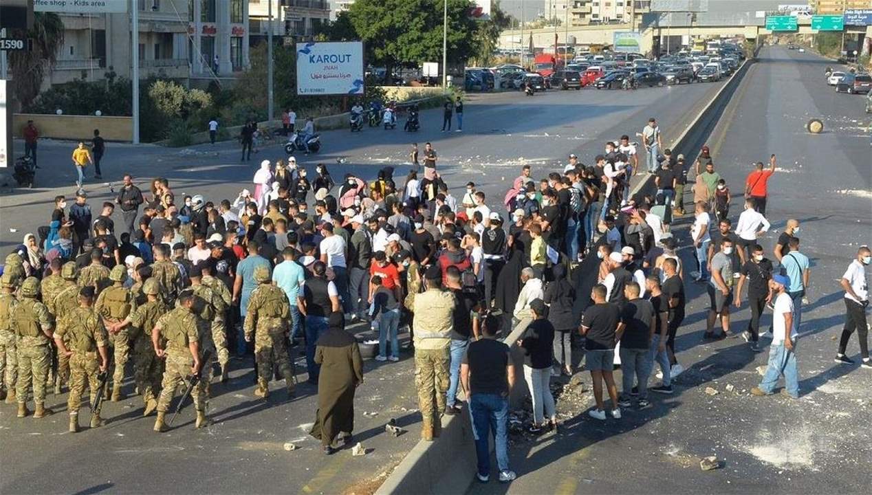 "الأخبار": قائد الجيش يسعى للمصالحة بين "حزب الله" والعشائر العربية في خلدة