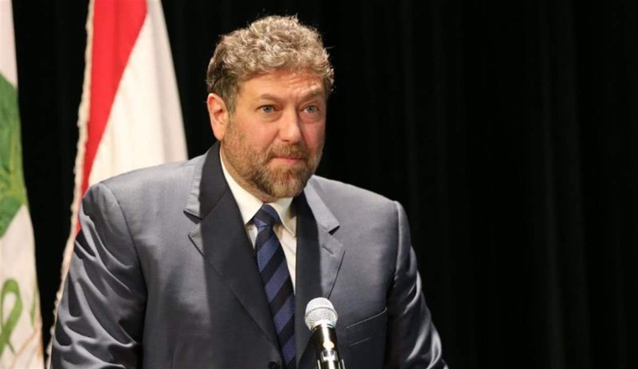 "يجب أن تطبق عليه قواعد تحرير الرهائن".. افرام لدول الخليج: لتتعاملوا مع الشعب اللبناني كرهائن