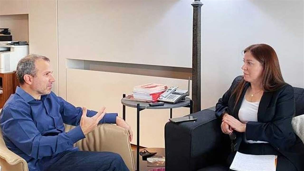 باسيل لـ "القبس" الكويتية: نطالب بمبادرة كويتية لحل الأزمة مع الخليج.. وتصريحات قرداحي كانت ذريعة واستقالته تسحبها