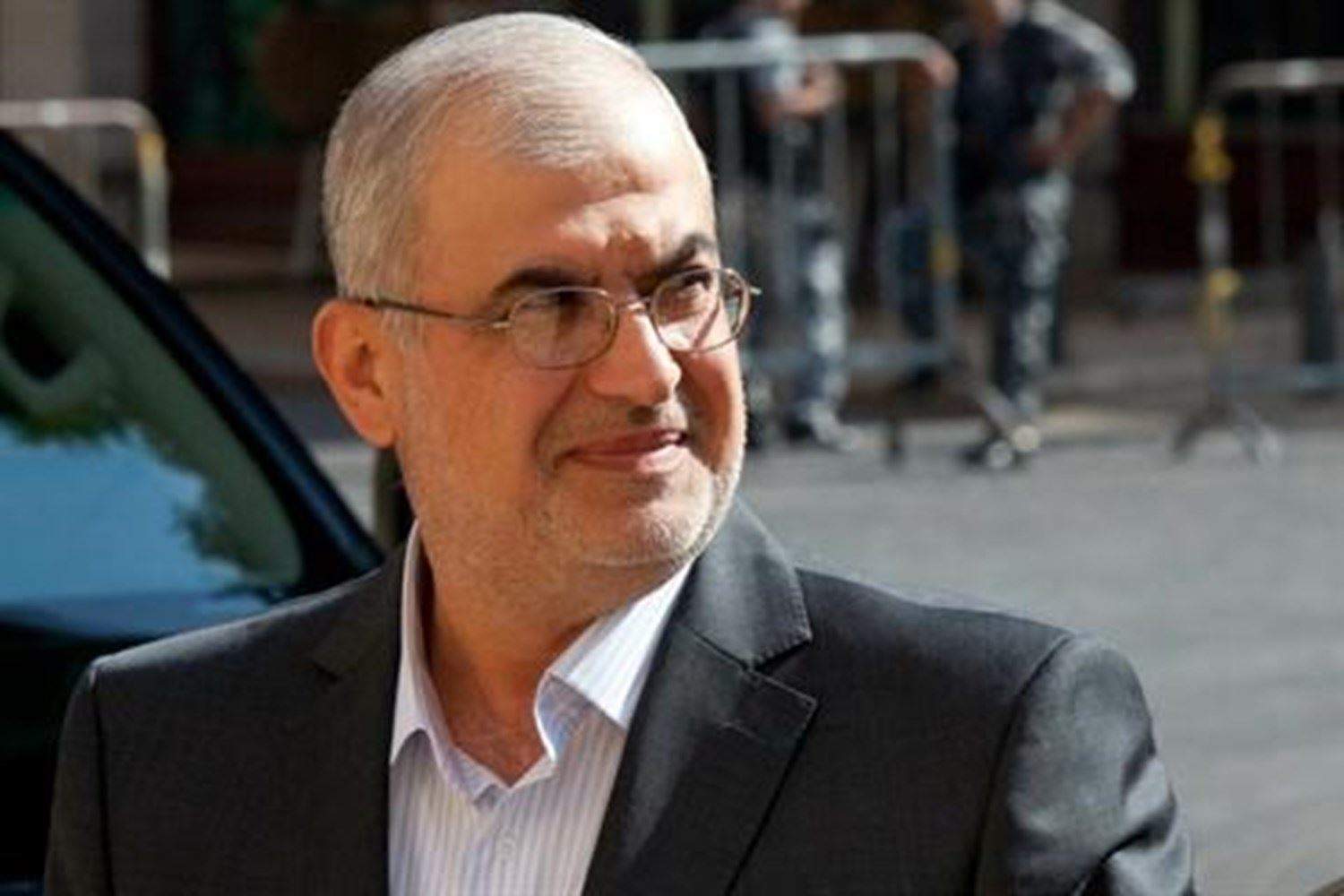  محمد رعد: من يُصر بأن يكون عبدًا لسفارة عليه أن يعيد حساباته