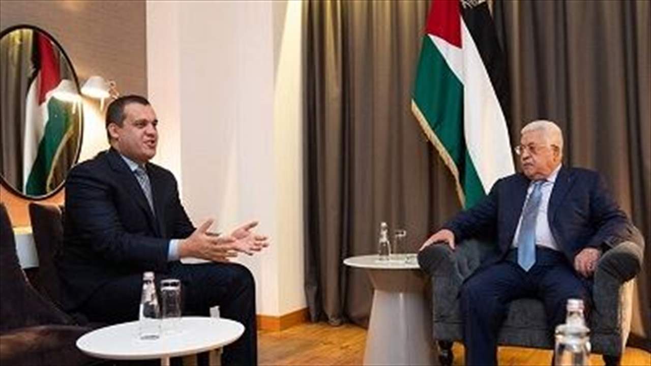 ما هي الهدية التي تلقاها الرئيس الفلسطيني دعماً للرياضيين؟