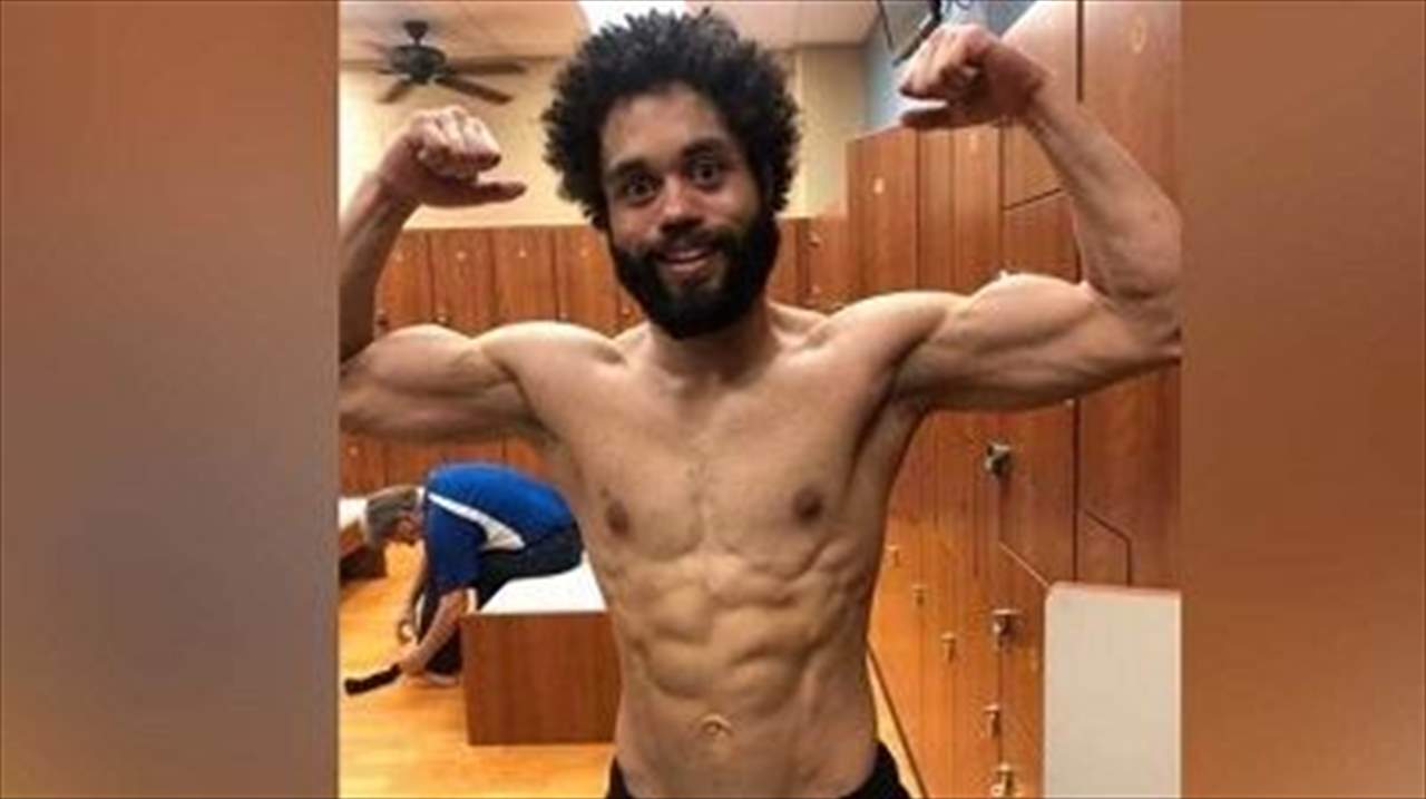مقاتل الـ MMA عضّ صديقه في خصيتيه .. والسبب؟ 