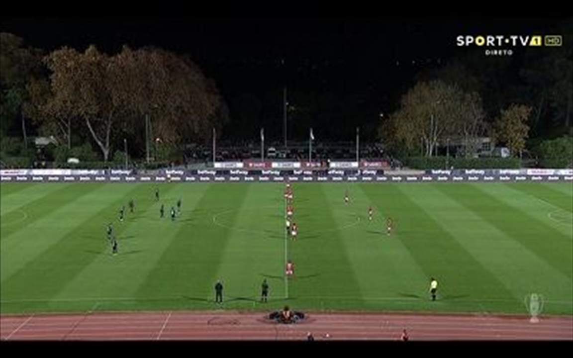 فصلٌ مظلم في تاريخ البرتغال .. الحكم أُجبر على إنهاء المباراة !!