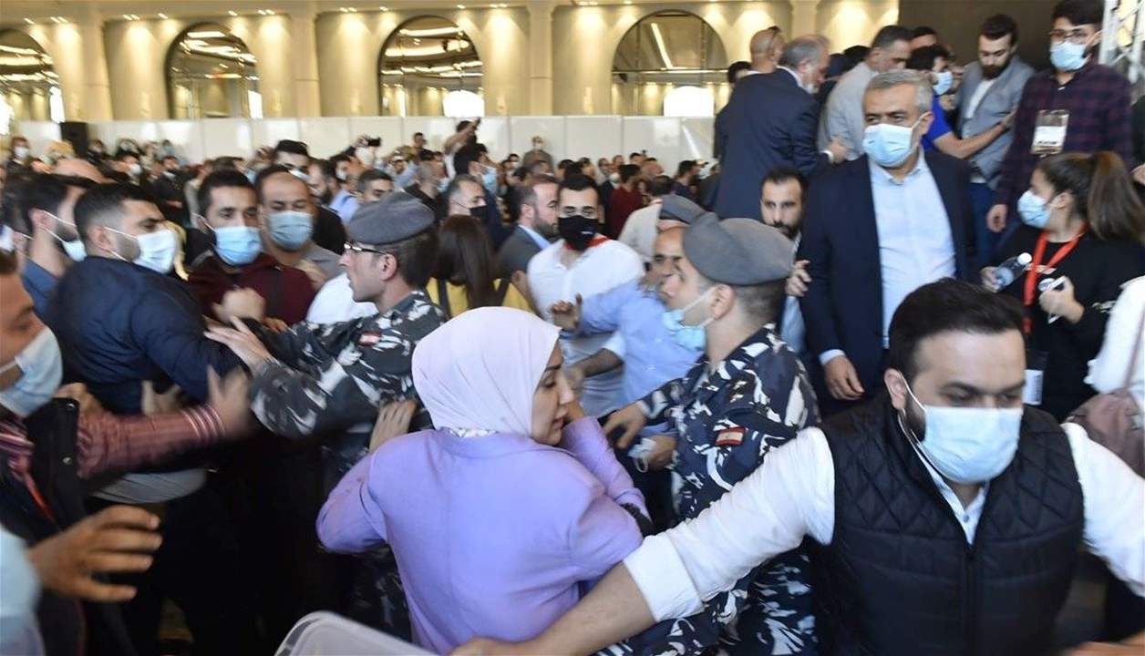 "الأخبار": أطباء الأسنان.. الجمعيات "ظاهرة صوتيةّ!"
