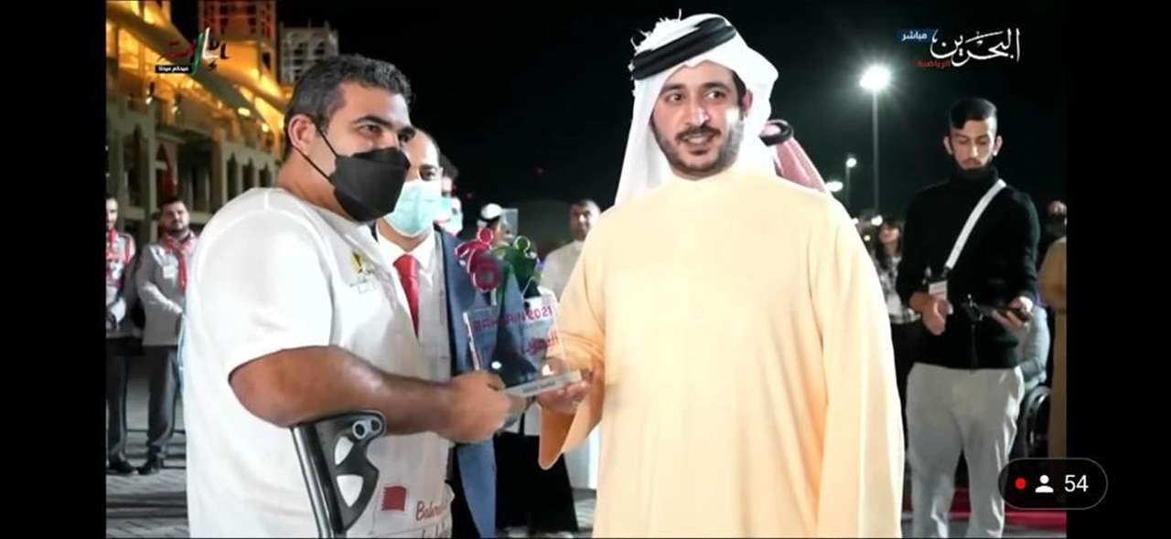 الرياضي اللبناني مايكل حداد يحقق رقمًا قياسيًّا ويكرّم في البحرين 