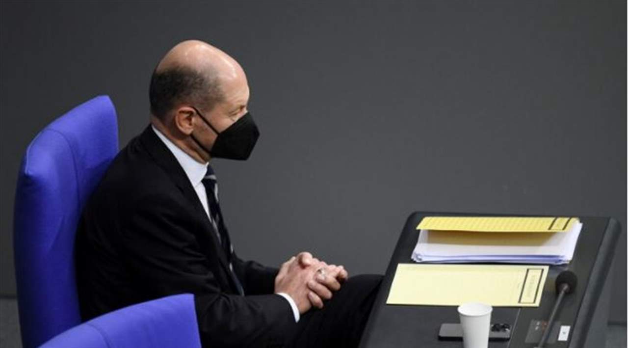 المستشار الألماني الجديد يعد الأجانب الراغبين بالعمل في ألمانيا بتسهيل قدومهم