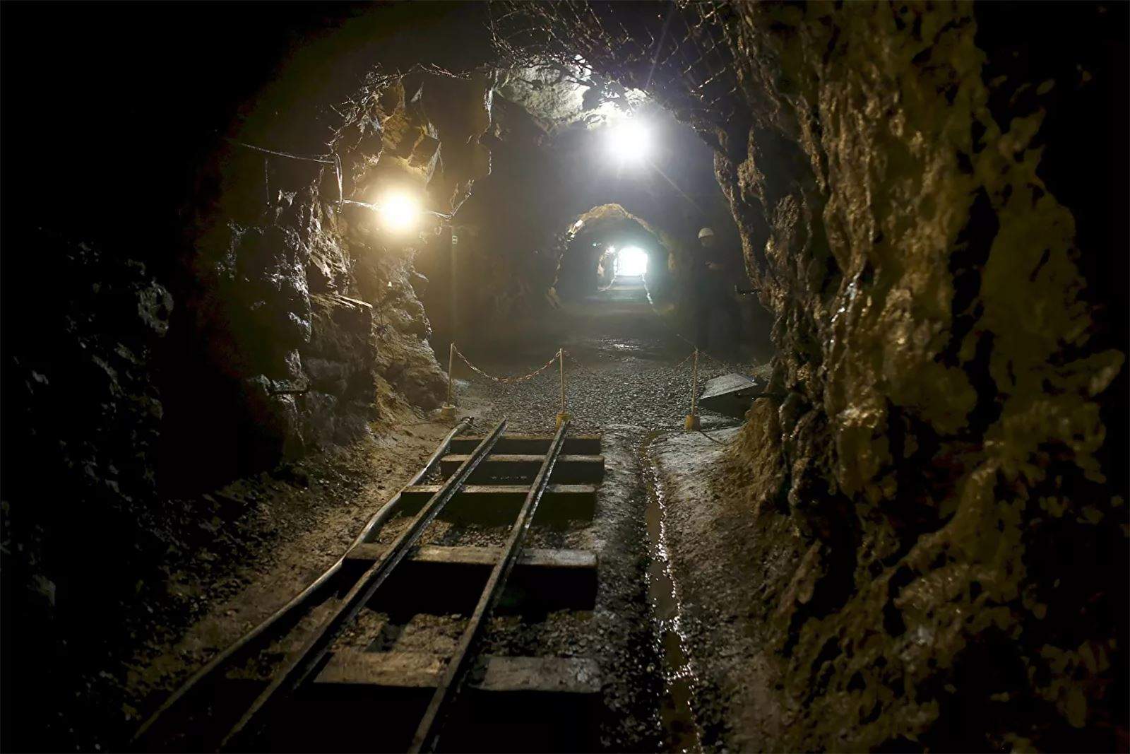 في الصين .. اكتشاف غير متوقع أثناء حفر أطول نفق بالعالم