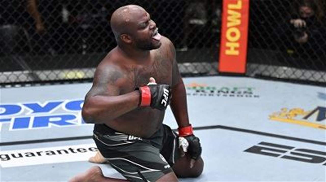 بالفيديو - الوحش الأسود يسحق منافسه في الجولة الاولى