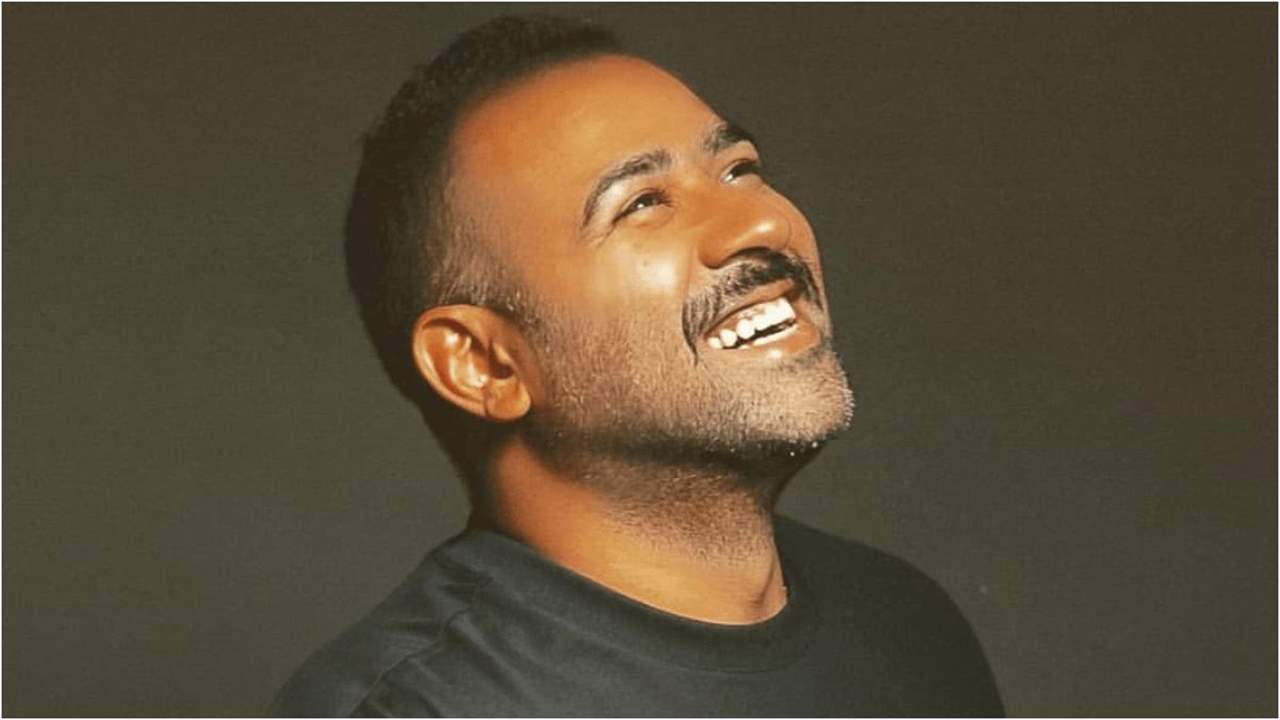 ابن نجم ستار اكاديمي بشار الشطي يلفت الأنظار في احدث ظهور 