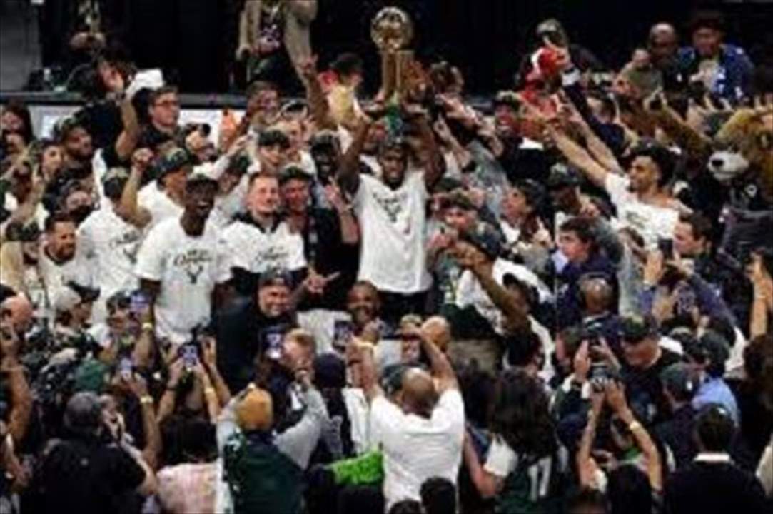 2021: ميلووكي باكس يحصد لقباً انتظره 50 عاماً