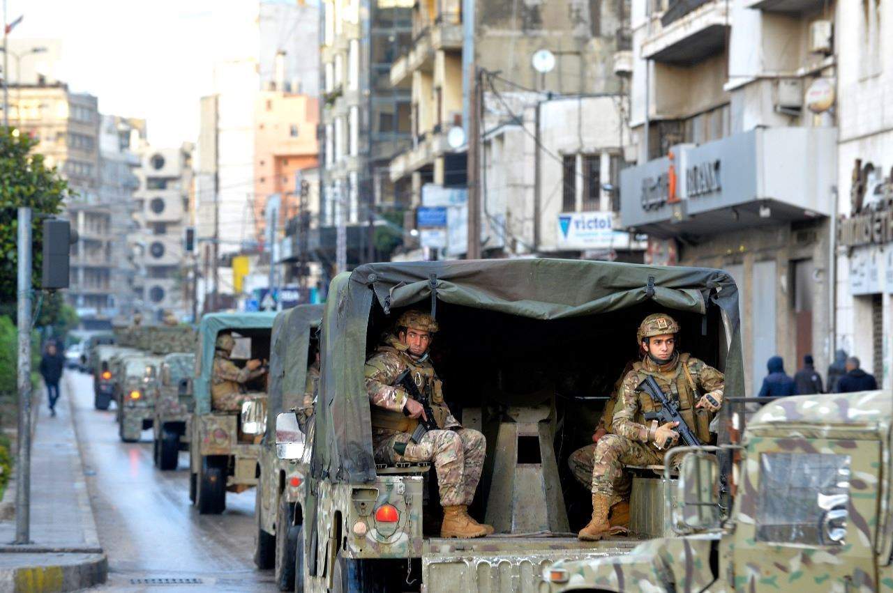 مداهمات للجيش اللبناني في طرابلس... توقيف 3 أشخاص بتهمة إطلاق النار ليلة رأس السنة