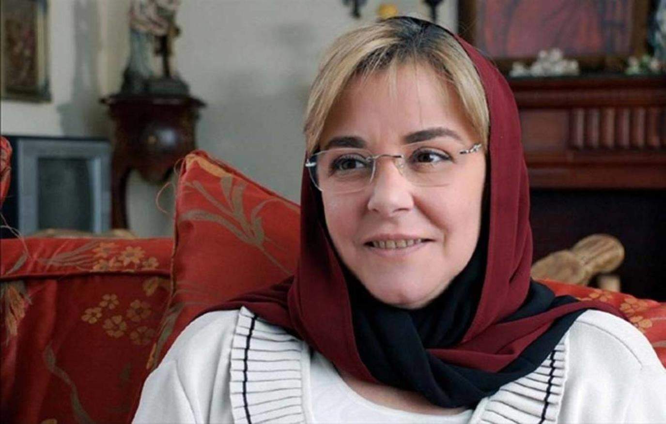 سوزان نجم الدين ومنى زكي وانغام وهاني رمزي وغيرهم ينعون مها ابو عوف