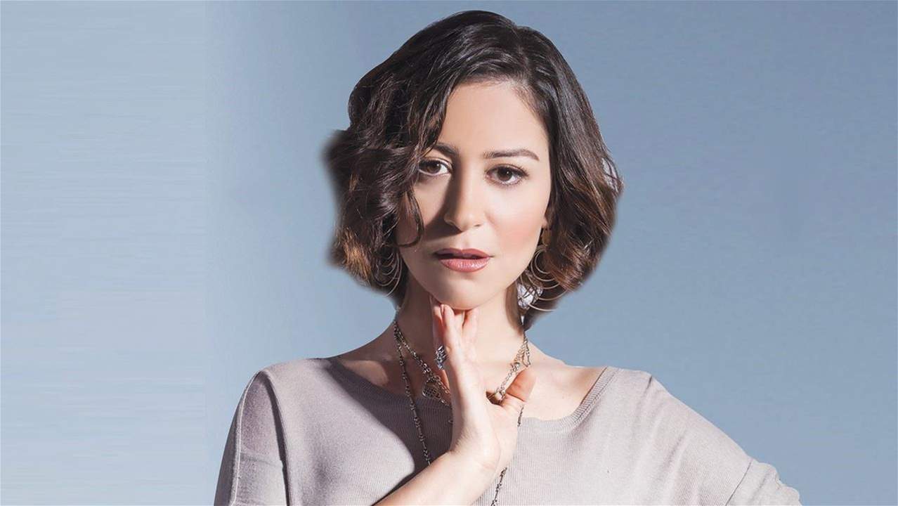 تدهور الحالة الصحية لوالدة منة شلبي بعد تعرضها لإهمال طبي
