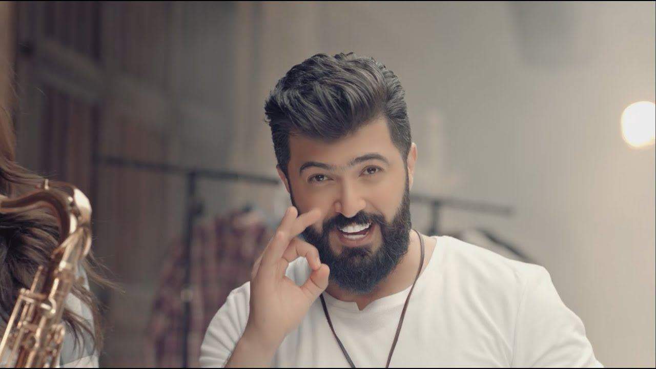 سيف نبيل يبكي بحرقة على الهواء لهذا السبب 