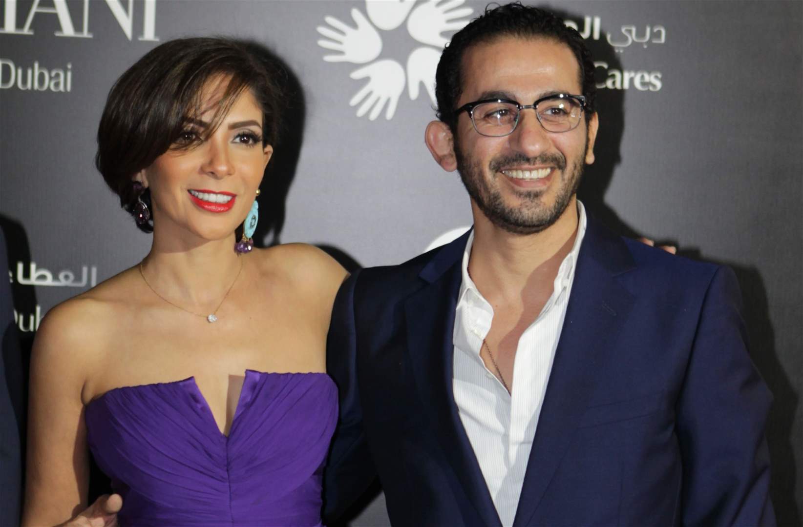 احمد حلمي ومنى زكي يعلقان على خبر طلاقهما بسبب فيلم "اصحاب ولا اعز"