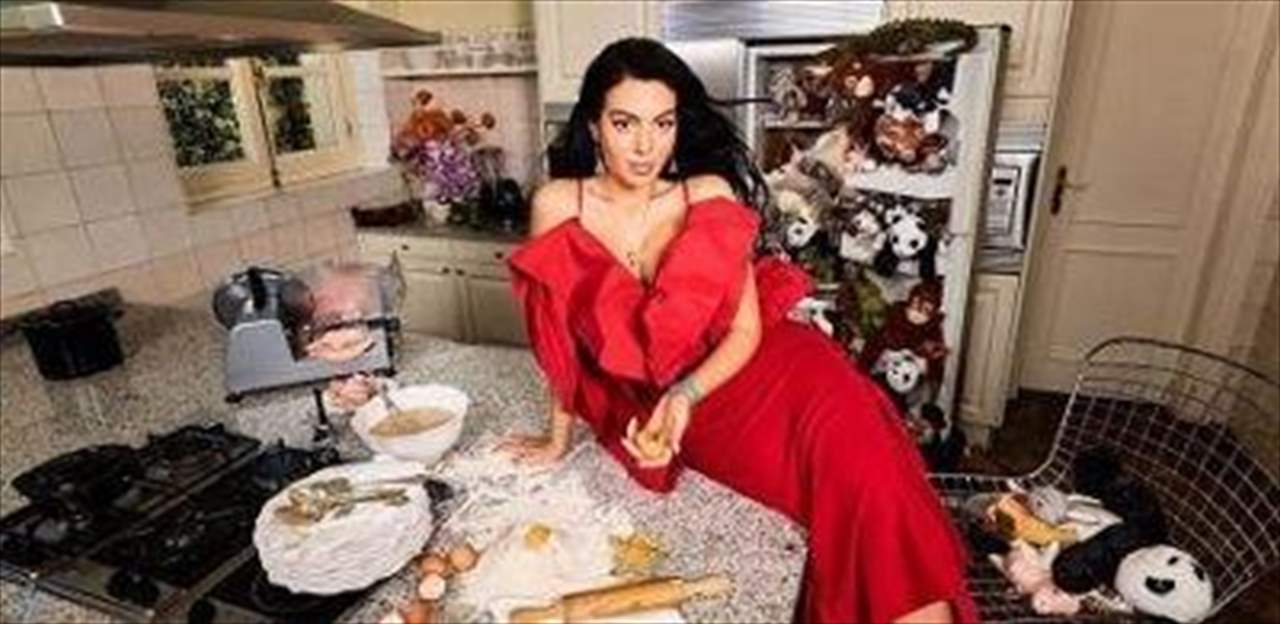 عمّ جورجينا رودريغيز يكشف أوراقاً من حياتها
