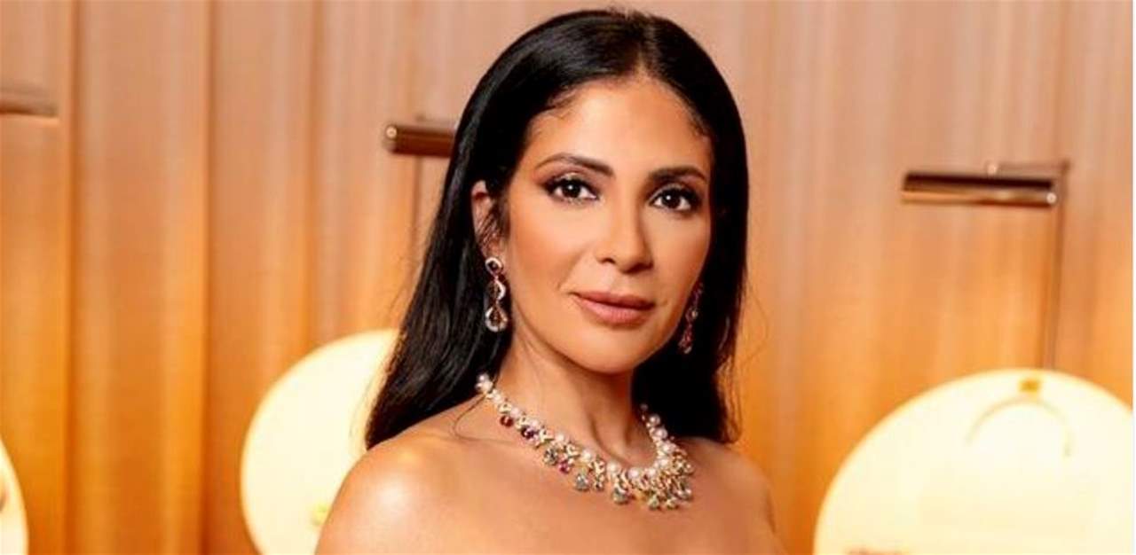 منى زكي "ملكة" في أحدث ظهور بعد أزمة "أصحاب ولا أعز"