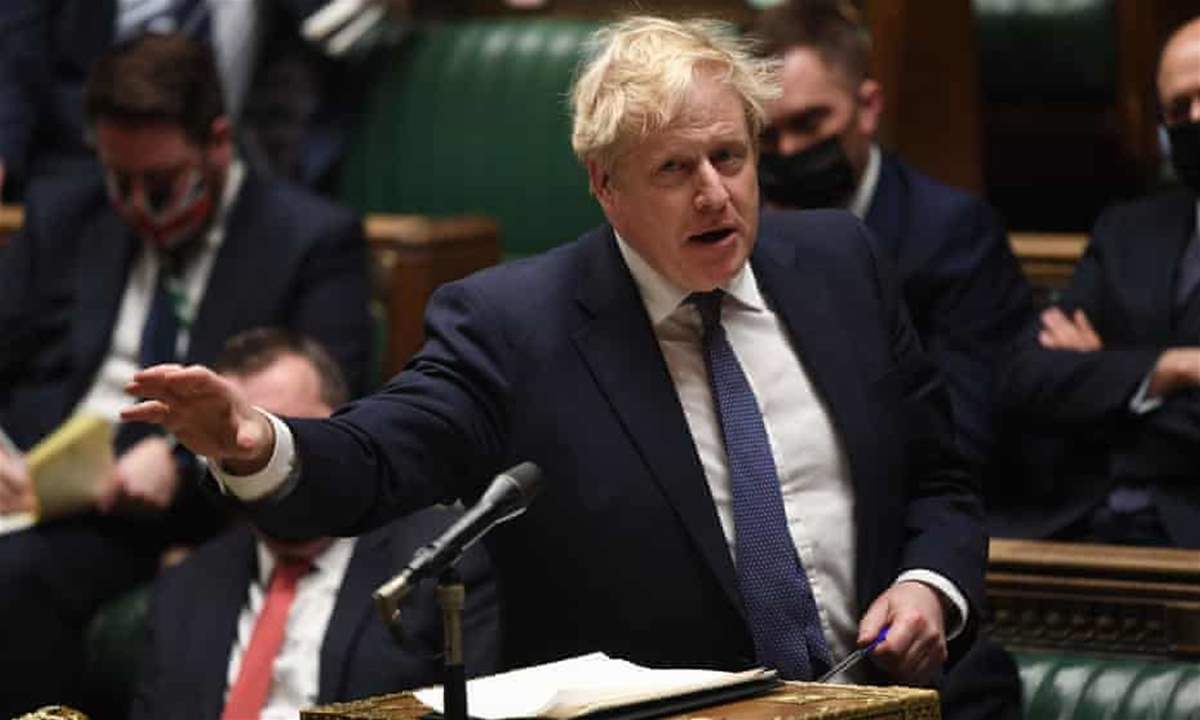   جونسون يرفض الاستقالة بعد اتهامات بإقامة سلسلة حفلات خلال "الإغلاق"