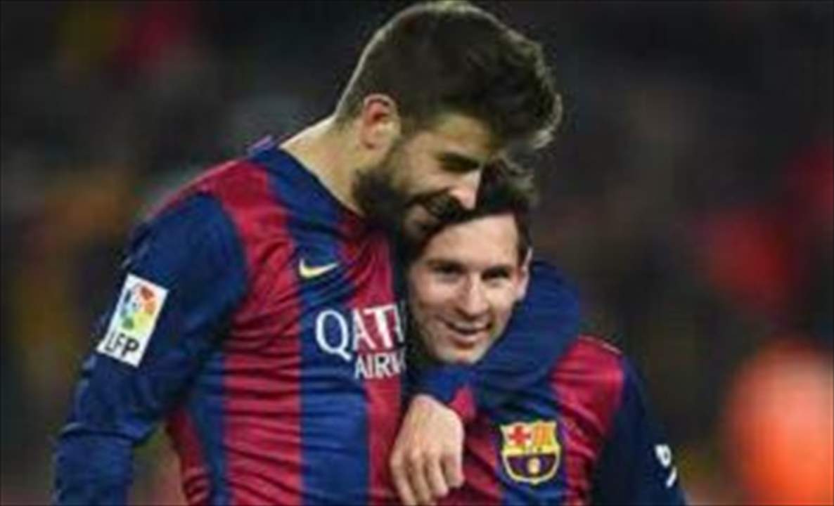 ما هي قصة الخيانة والعداوة المُستجدّة بين ميسي وبيكيه؟