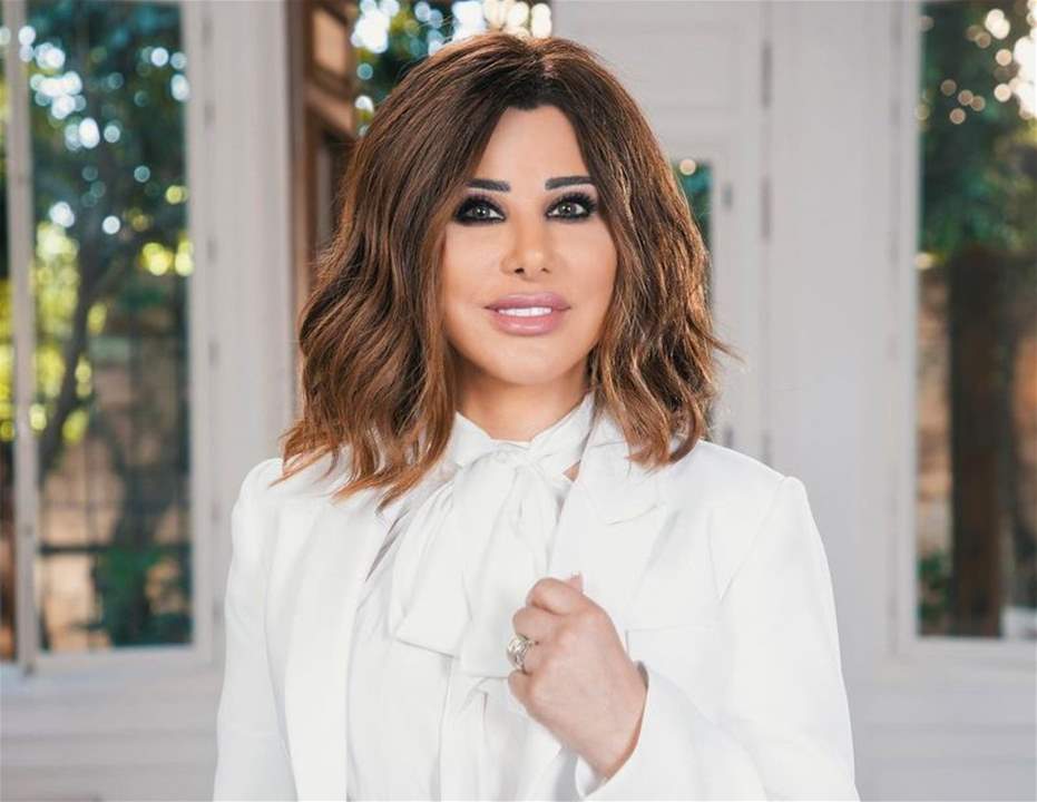 نجوى كرم عن مشهد الثلج على شاطئ جبيل: فعلاً "أجمل بلد"