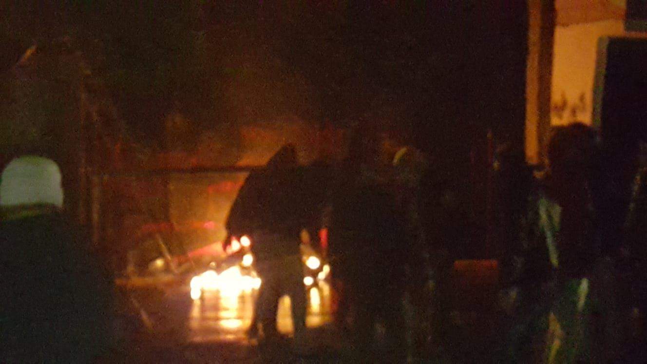 مراسل "الجديد": محتجون في طرابلس يشعلون الاطارات عند بوابة السرايا لمناسبة الذكرى السنوية لاستشهاد عمر طيبا