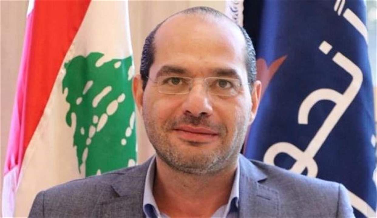 بتوجيه من الوزير السابق حسن مراد.. جرافات حزب الاتحاد فتحت طريق عين حرشا ورأس العقبة