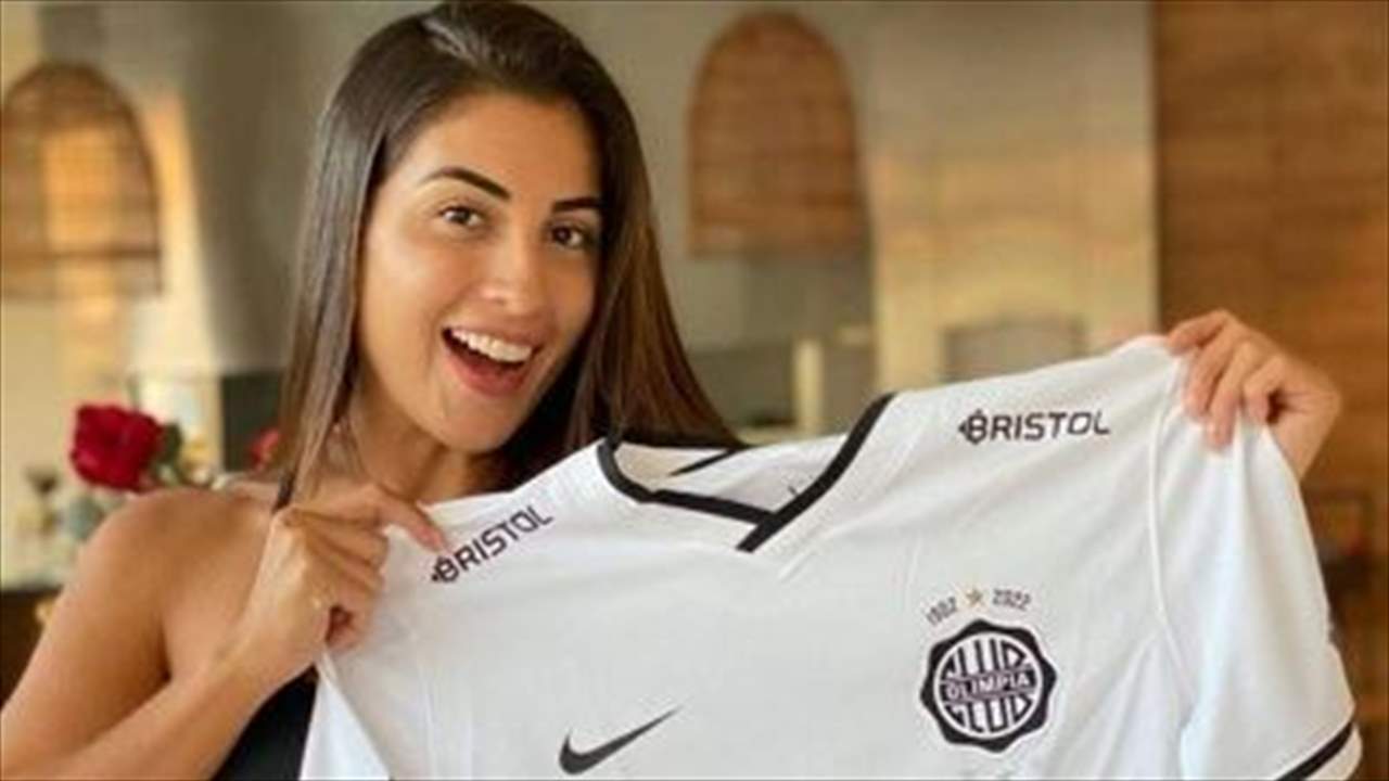 ما هو سبب مقتل زوجة لاعب كرة القدم؟ 