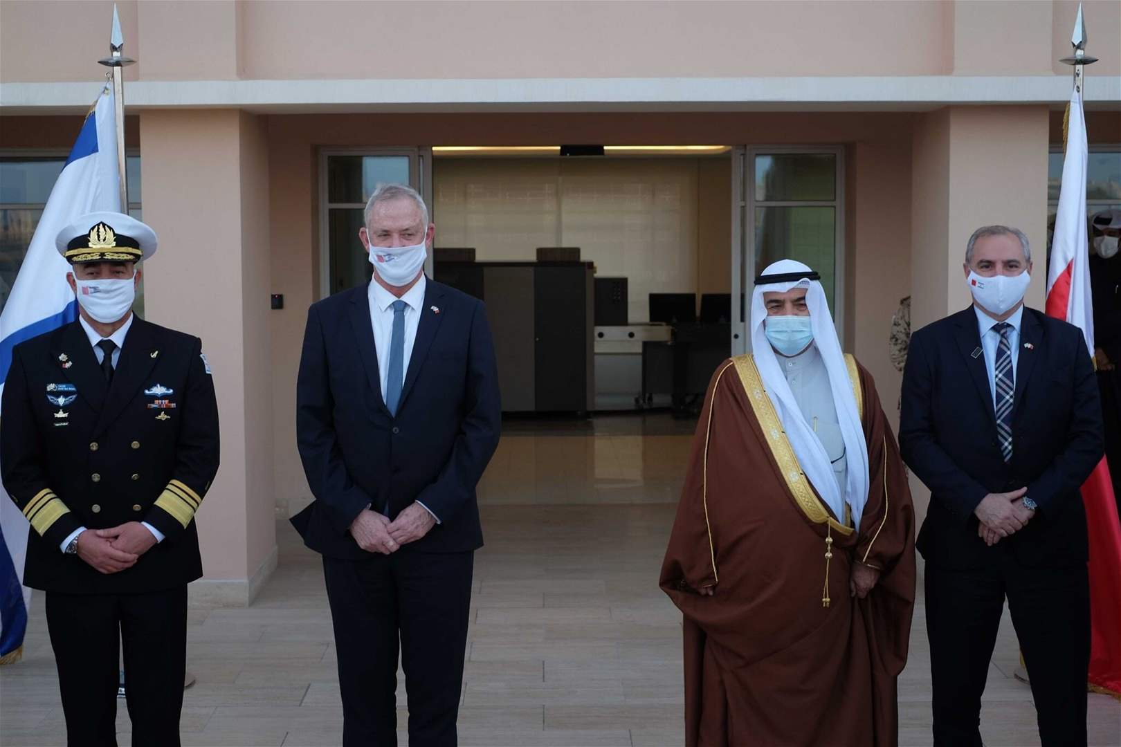 البحرين توقع "أول اتفاقية دفاعية" لدولة خليجية مع العدو الإسرائيلي 