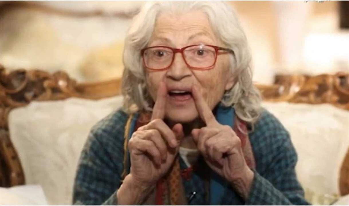 طوني خليفة يسـ.ـتفز مريم نور بعد مقاطعتها لإنهاء الحلقة: حوار الحمار احلى! 